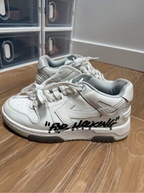 Off-White White Low-Top Sneakers with Black Script Detail